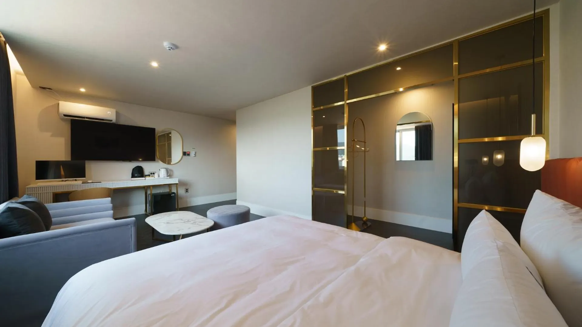 Hotell Busan H Avenue Jeonggwan Branch Sydkorea