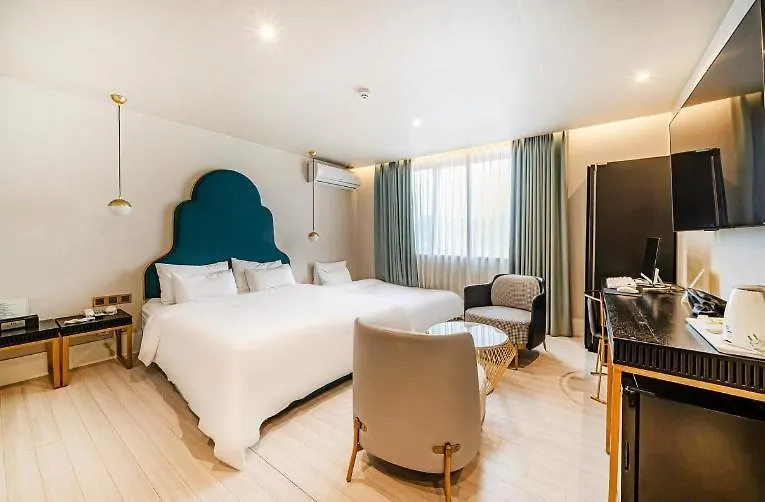 Busan H Avenue Jeonggwan Branch 酒店